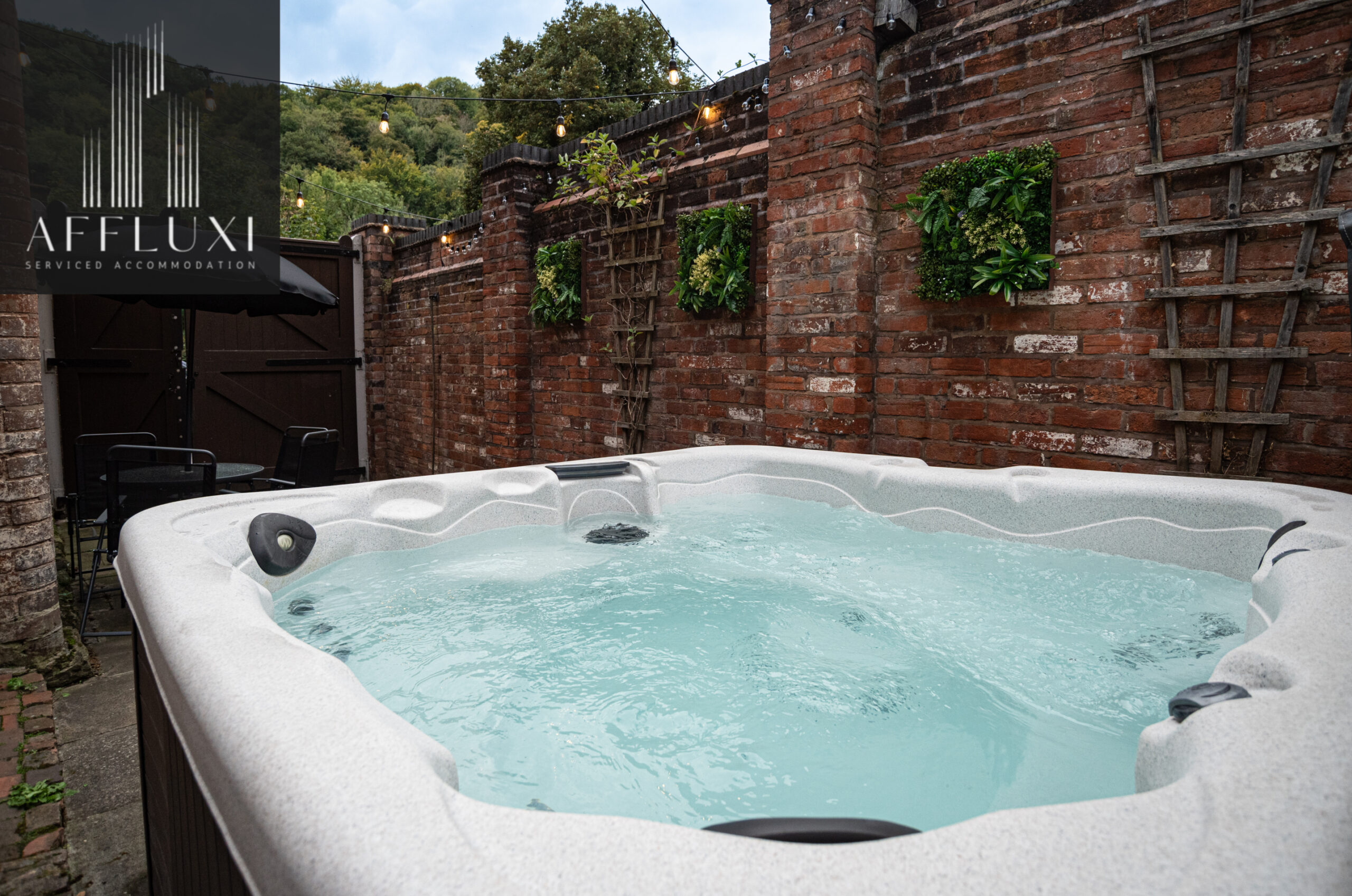 Ironbridge Riverside Hot Tub Retreat