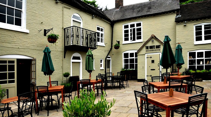 The White Hart courtyard today.