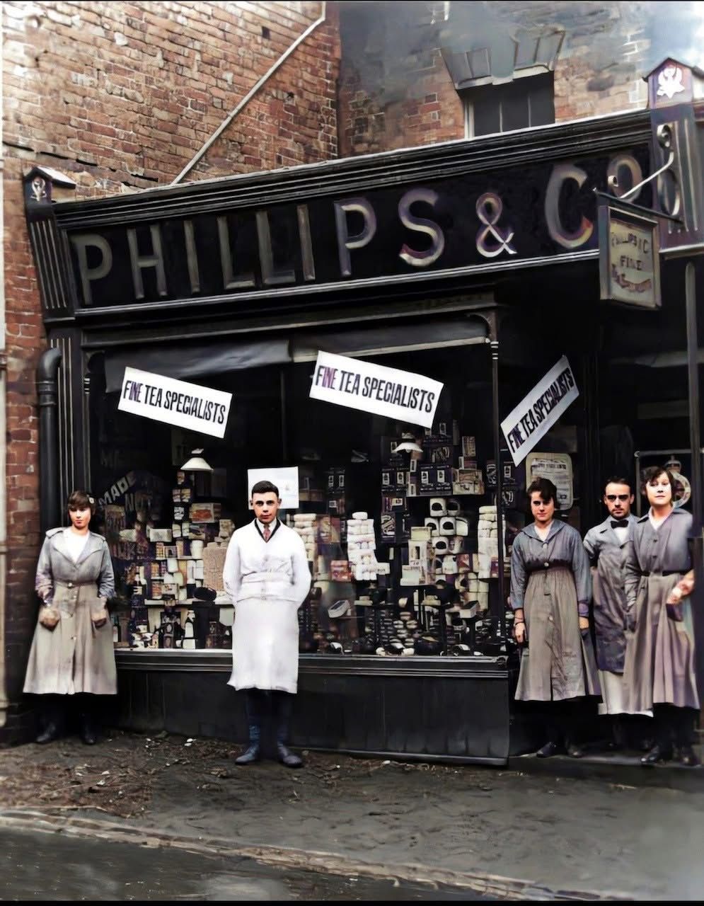 Phillips & Co Fine Tea Specialists shopfront