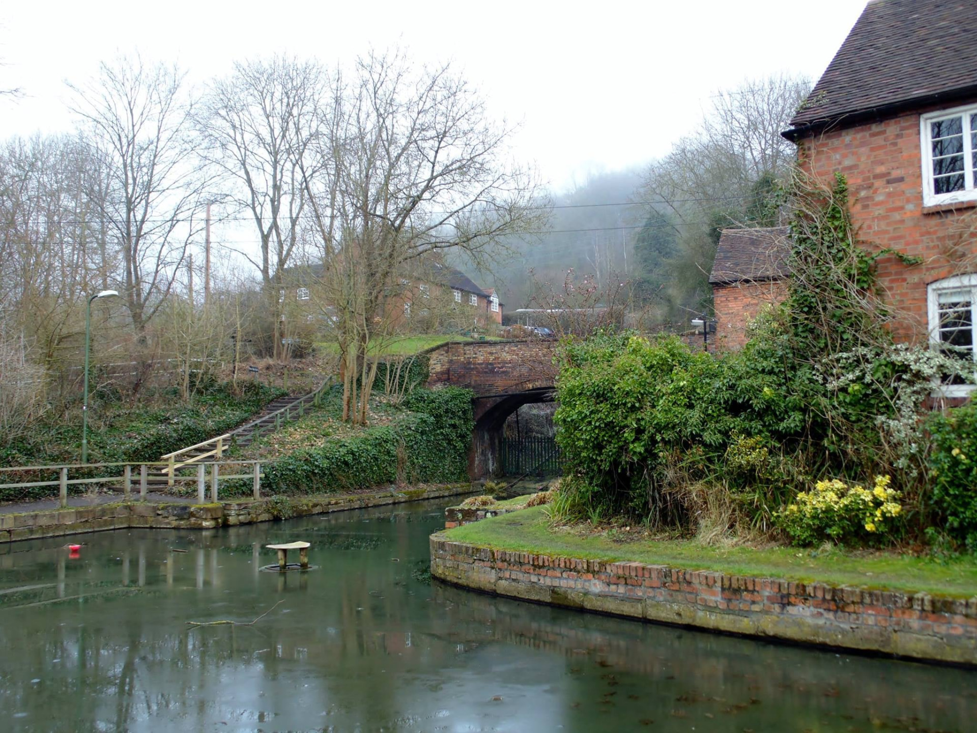 The canal today winding between historic cottages