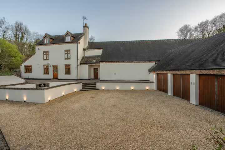 The Summer House – A Truly Unique Space