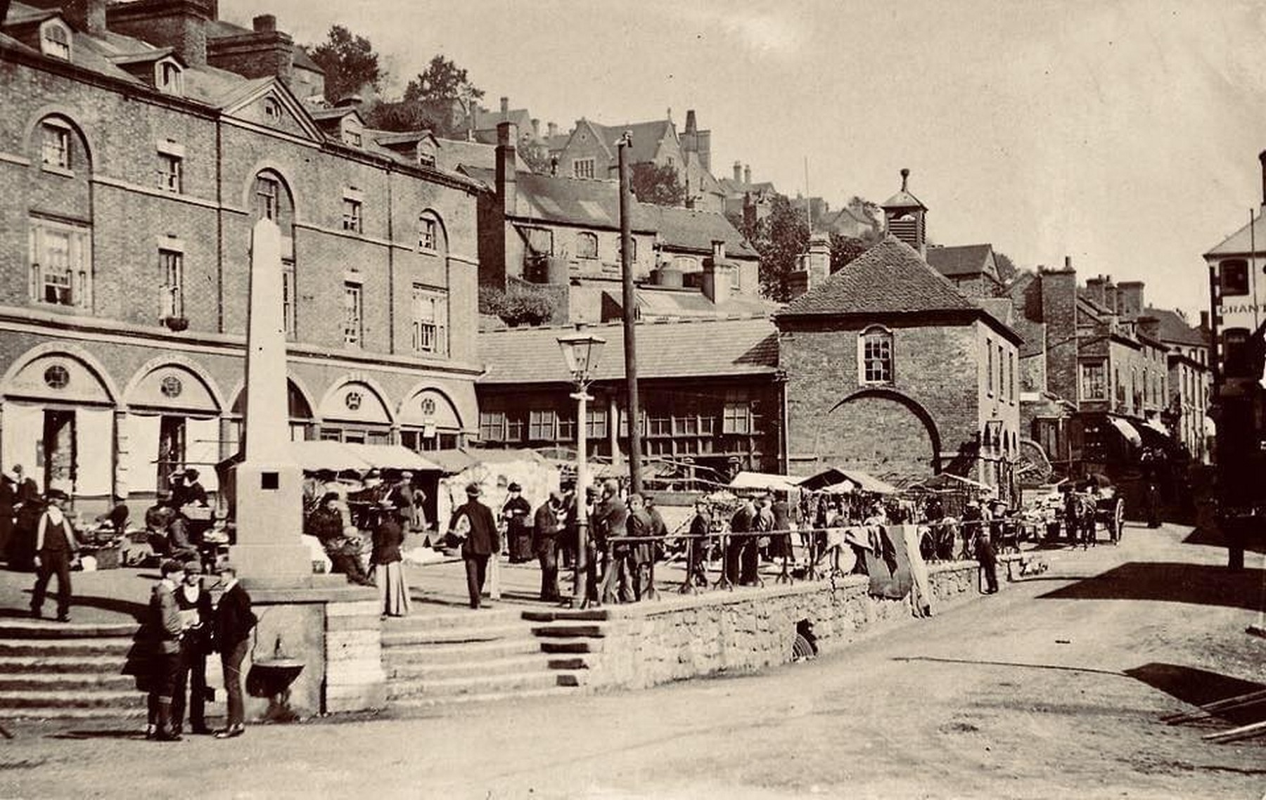 The Square